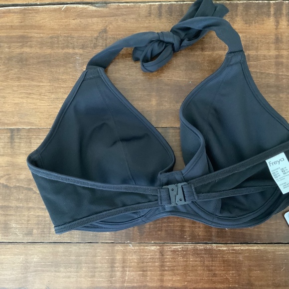 Freya Remix Underwire Halter Bikini Top 32DDD - Picture 3 of 5